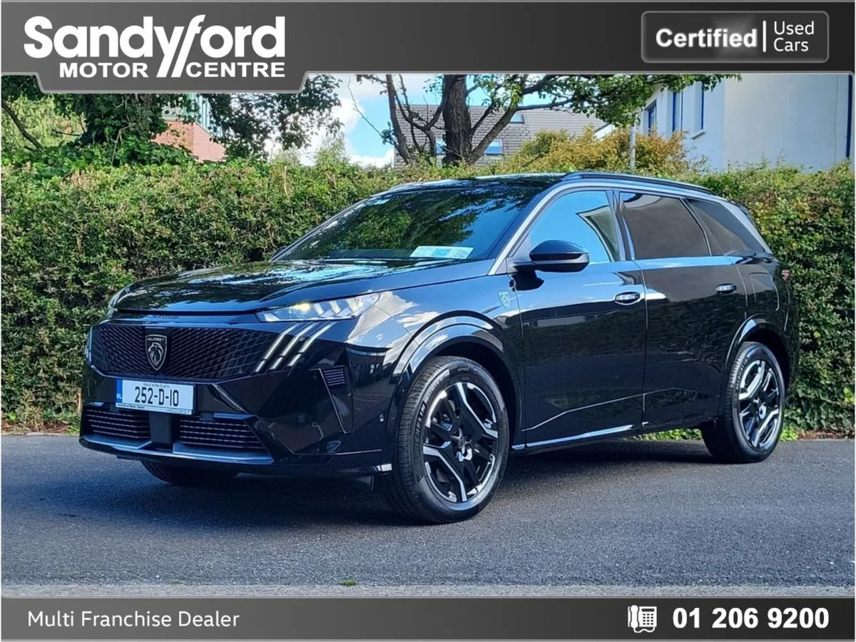 Peugeot 5008 GT BEV 73kwh 210hp Huge Savings on N - Image 3