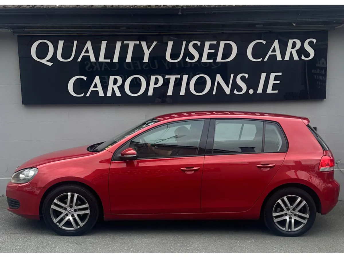 Volkswagen Golf 1.6 TDI SE BLUEMOTION 105PS 5DR//B - Image 2