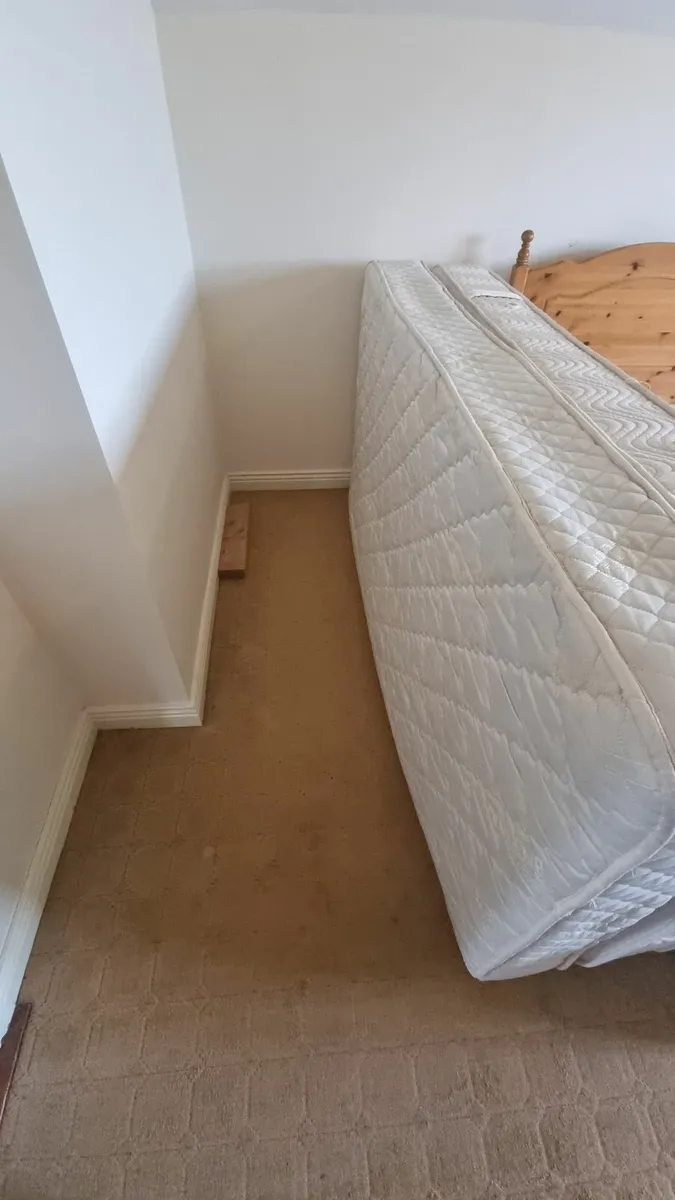 2 Single Divan beds - Image 3