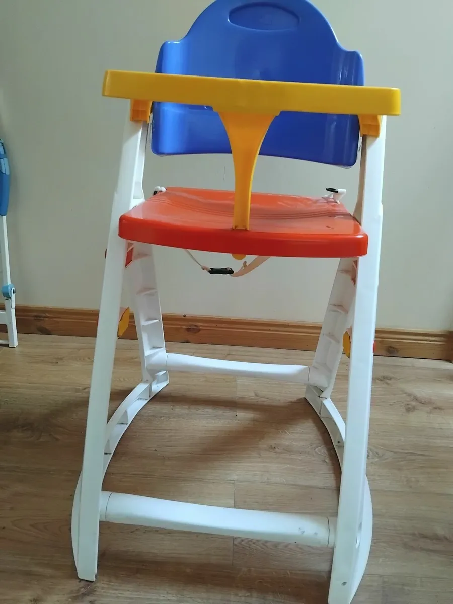 Baby feeding chair - Image 1