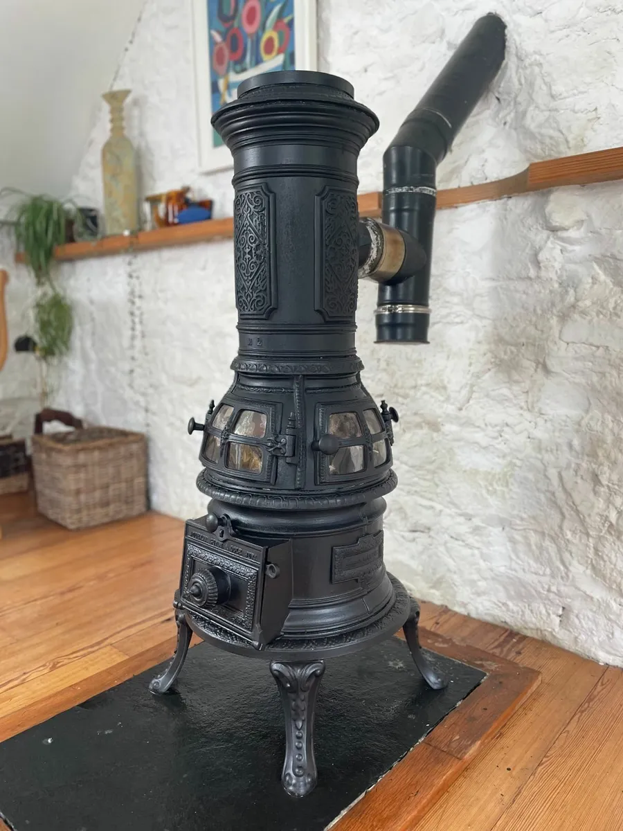 French Antique Stove - Image 1