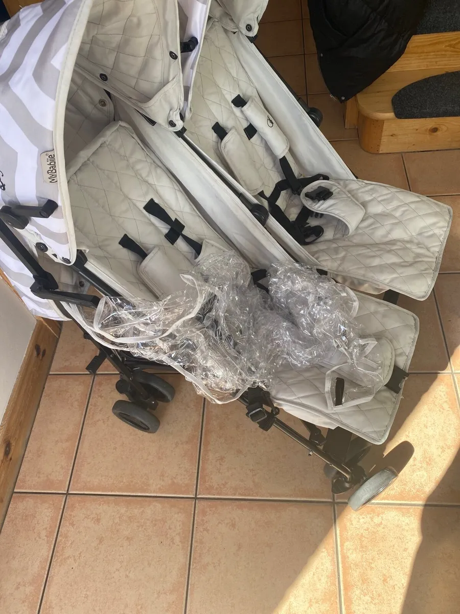 Double stroller - Image 4