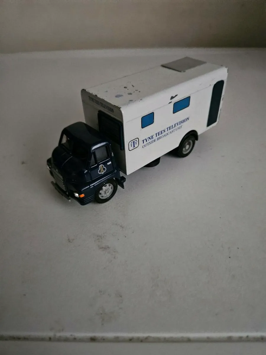 Corgi Code3 Truck 1.50 - Image 1