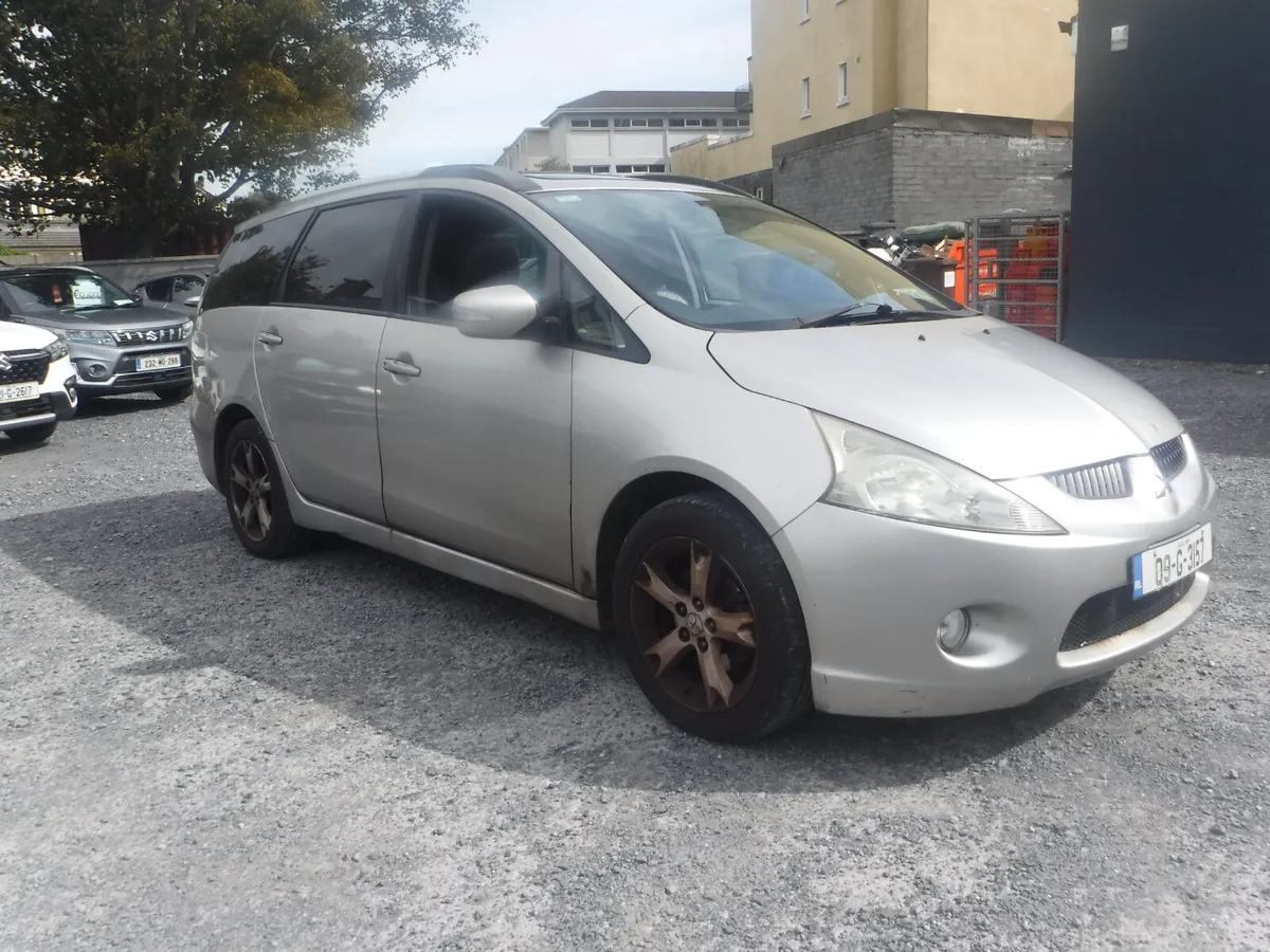 Mitsubishi Grandis TRADE SALE - Image 2