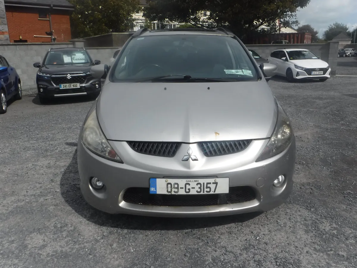 Mitsubishi Grandis TRADE SALE - Image 3