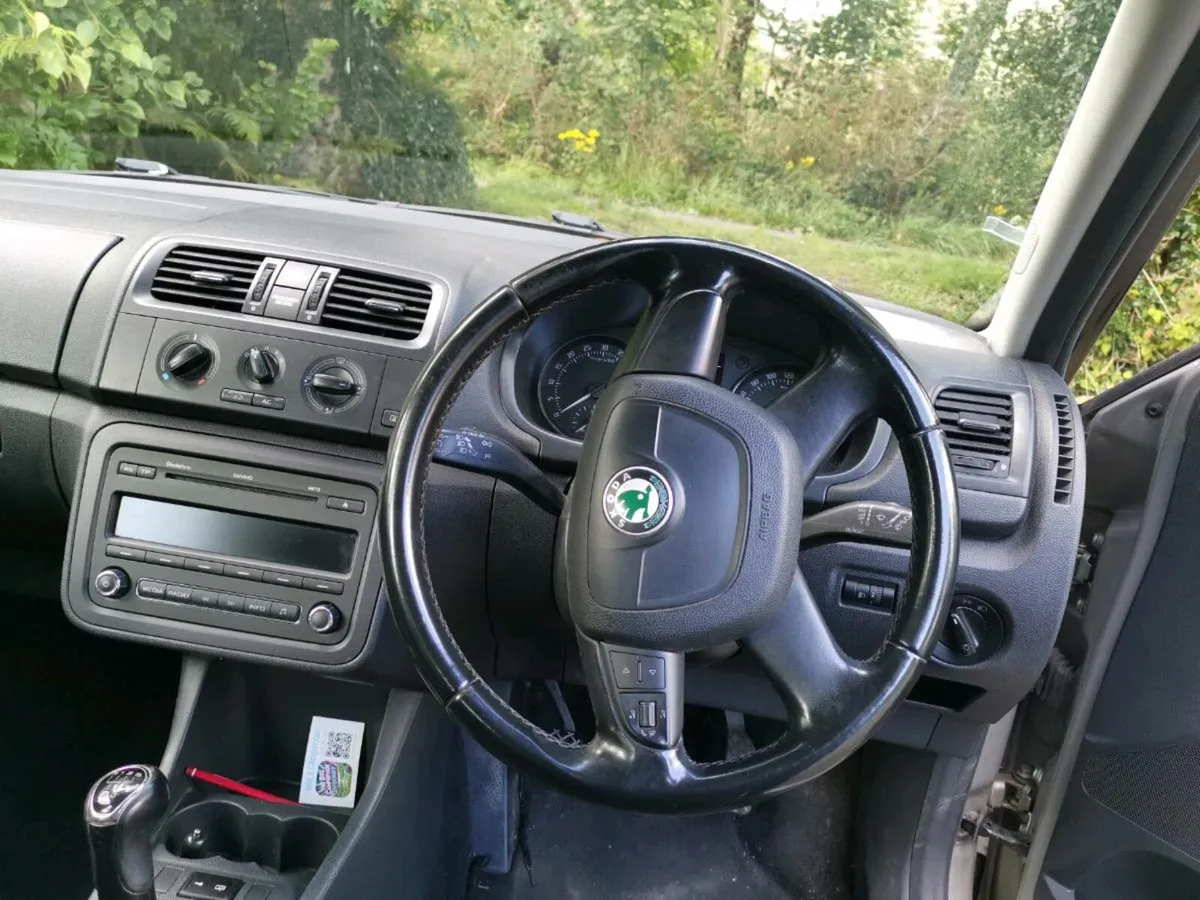 Skoda Roomster 2012 - Image 2
