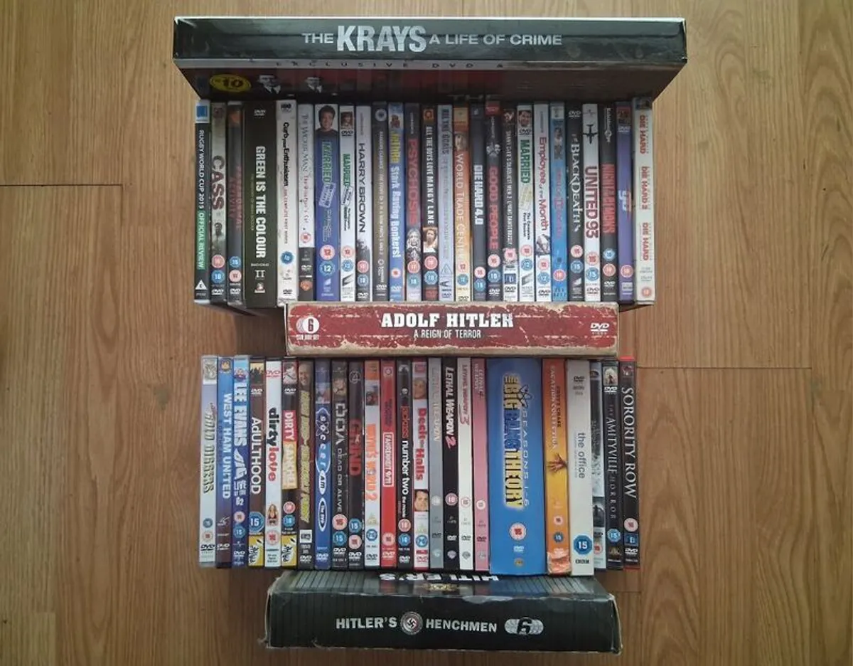 DVD bundle - Image 1