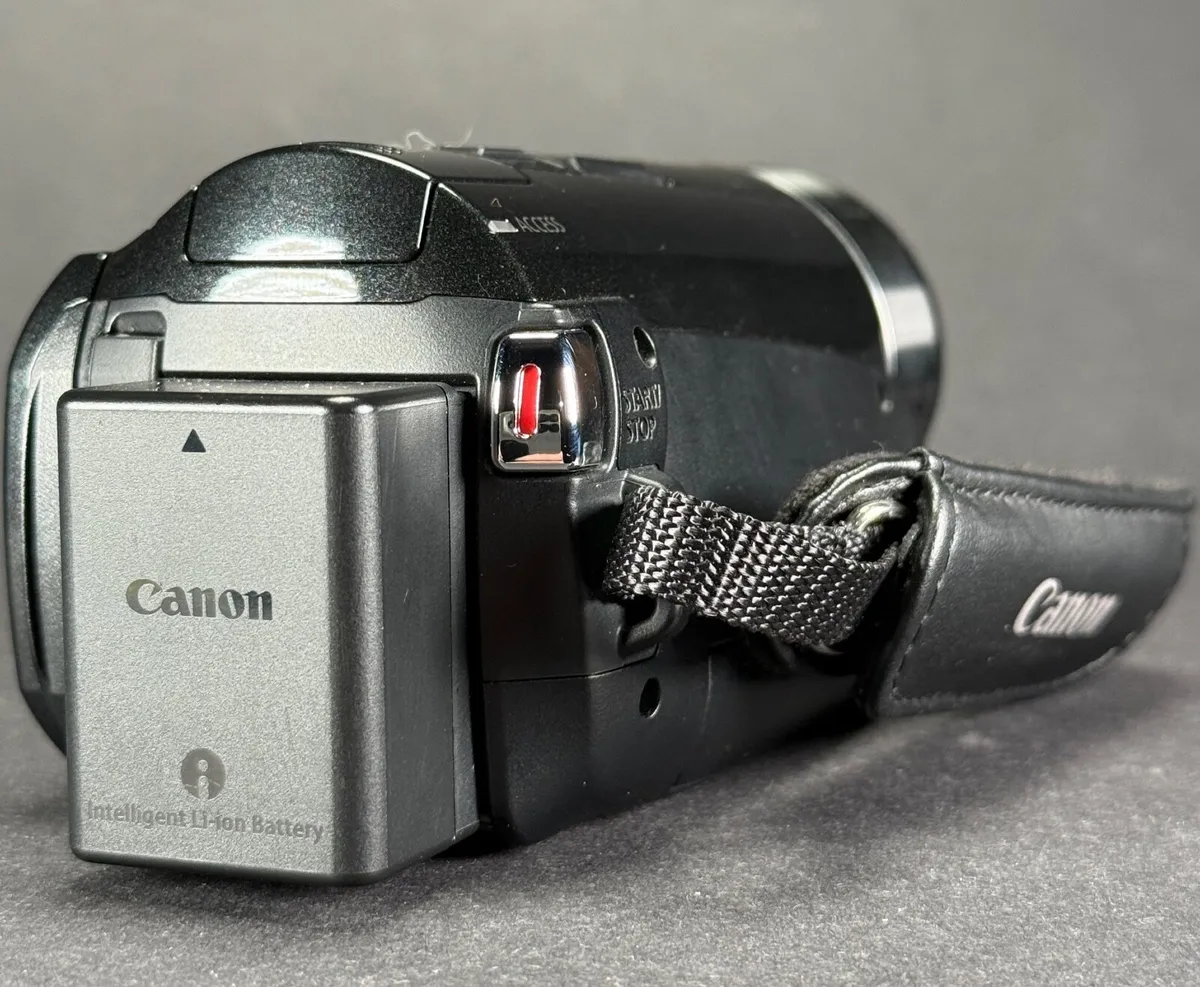 Canon Legria Hfm52 Digital Camcorder - Image 4