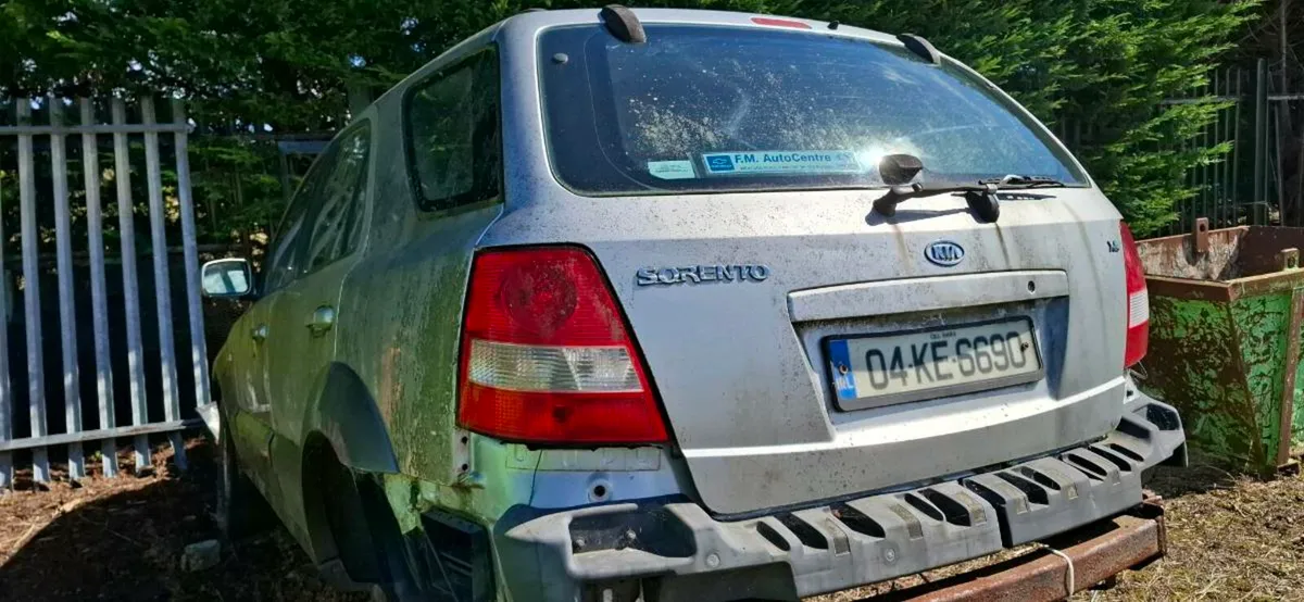 Kia Sorento Diesel Jeep- Engine & Gear box excelle - Image 1