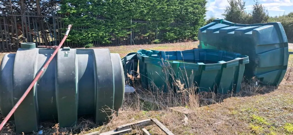 Bonded tanks-- as a lot-- 7 x 8 ft- 32" high- repu - Image 3