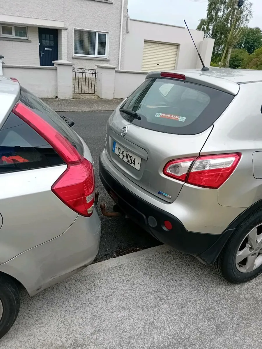 Car - Image 2