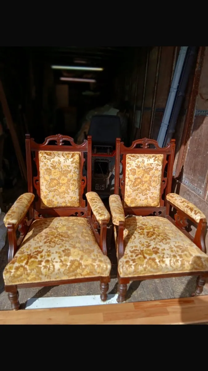 Antique items - Image 1