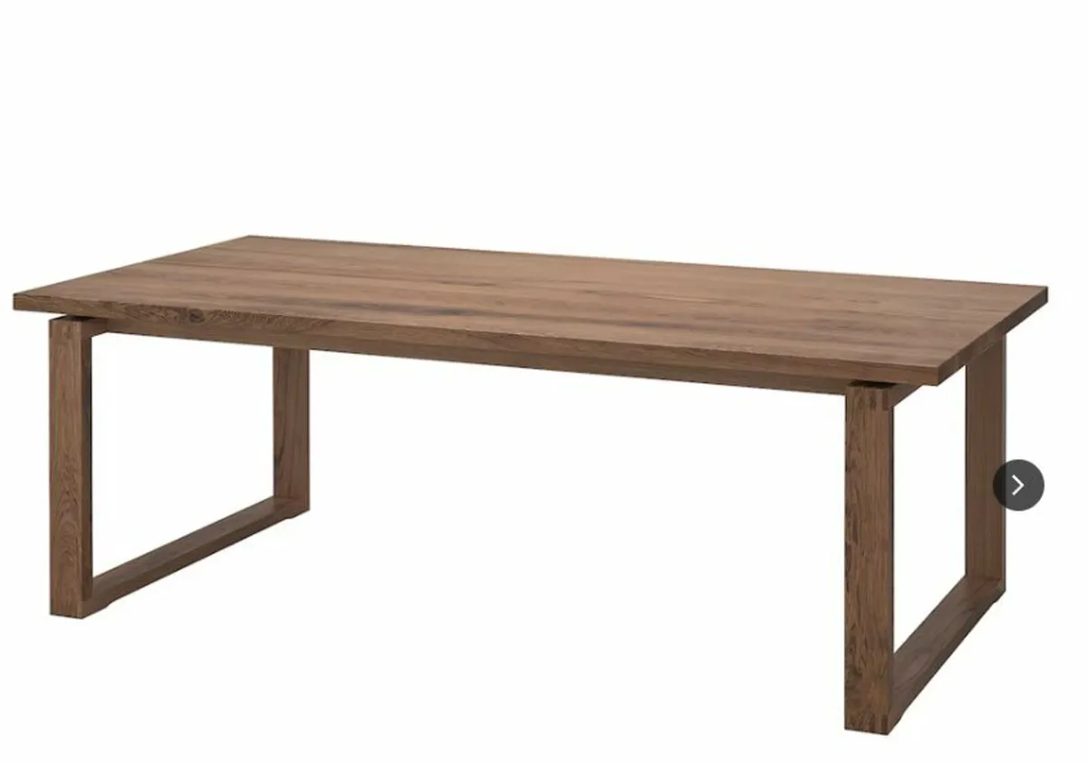 Dining room table with six chairs - Image 1