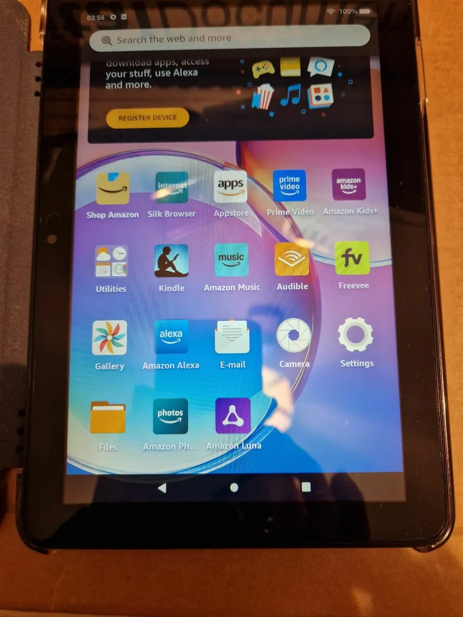 Amazon Fire HD 8 (12th Generation) 32GB with case - Image 1