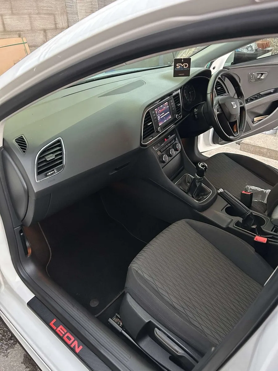 Seat Leon - Image 4