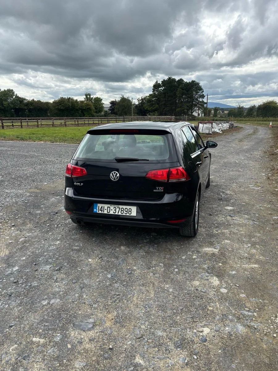 Volkswagen Golf - Image 4