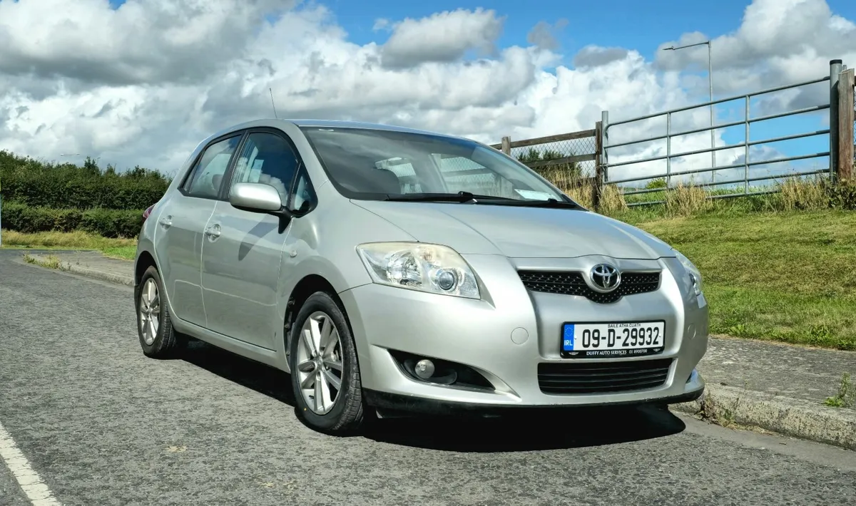 Auris 2009 Automatic. New NCT. 29k miles - Image 1