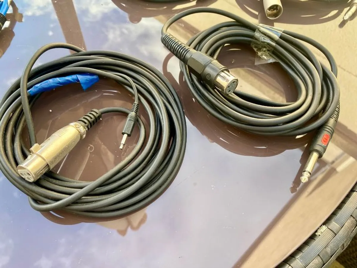 Pro Audio Cables - 30 Mixed XLR, Jack, Mini, etc.. - Image 4