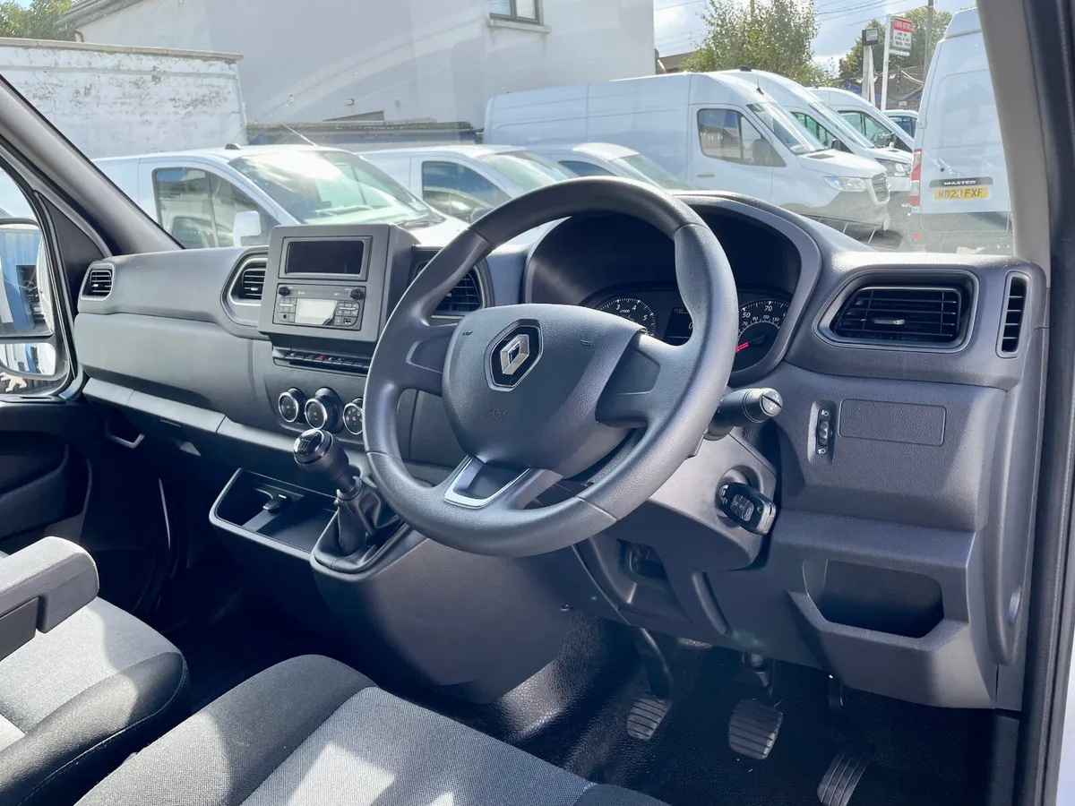 Renault Master LM35 Business+ 2.3 DCI LWB,2023 - Image 3