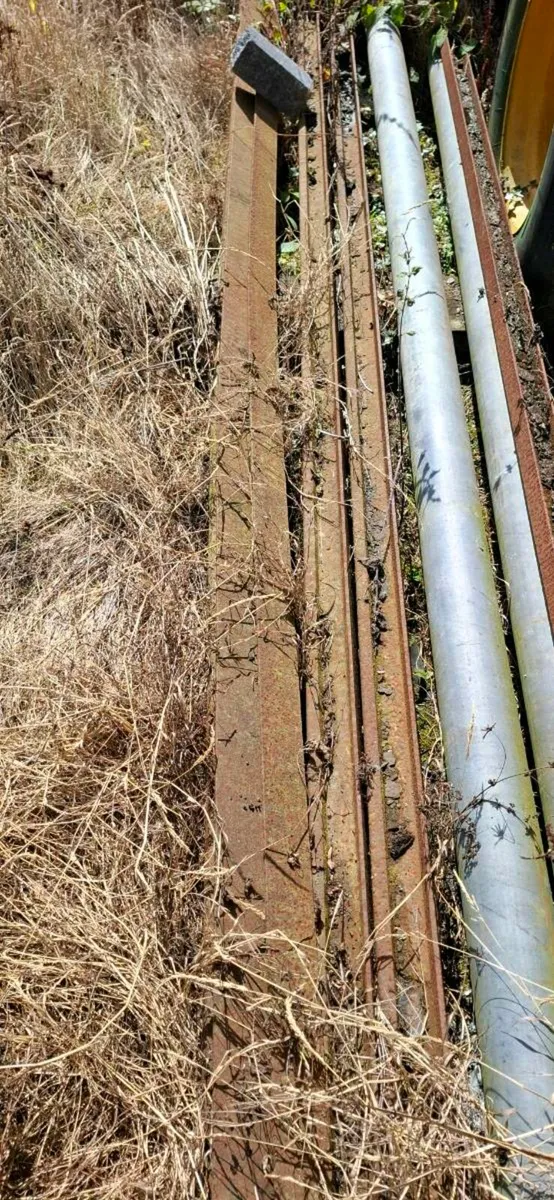Railway tracks  x 4 20ft long--3 x 3.5" diameter - Image 3