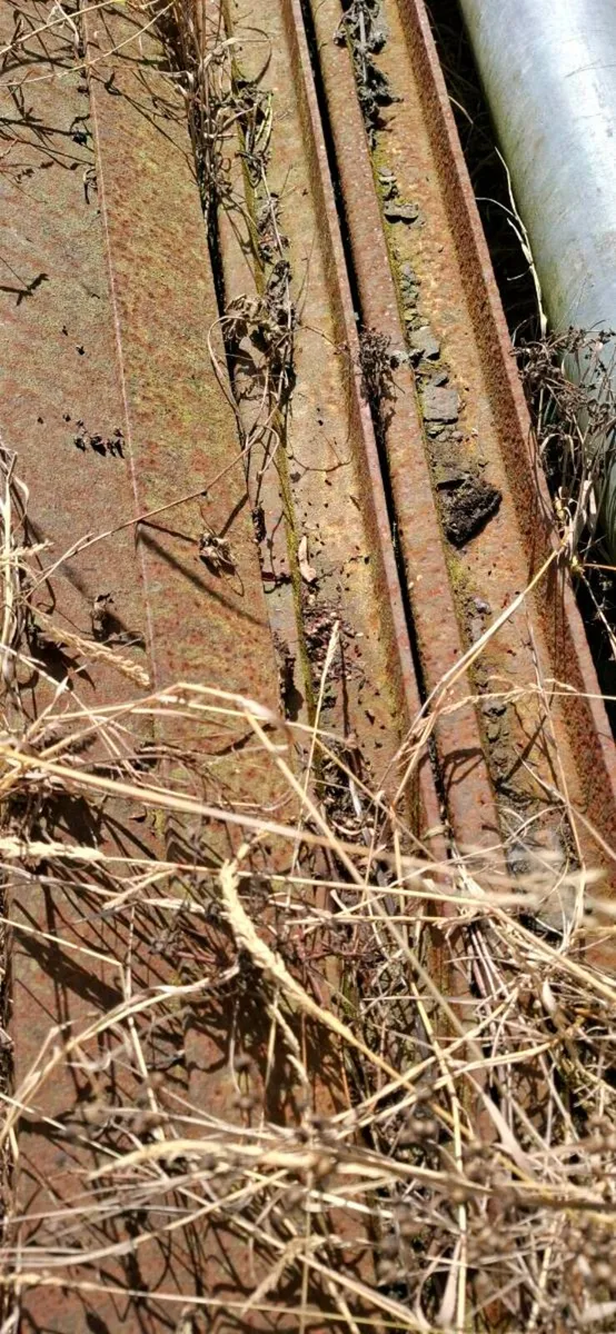 Railway tracks  x 4 20ft long--3 x 3.5" diameter - Image 4