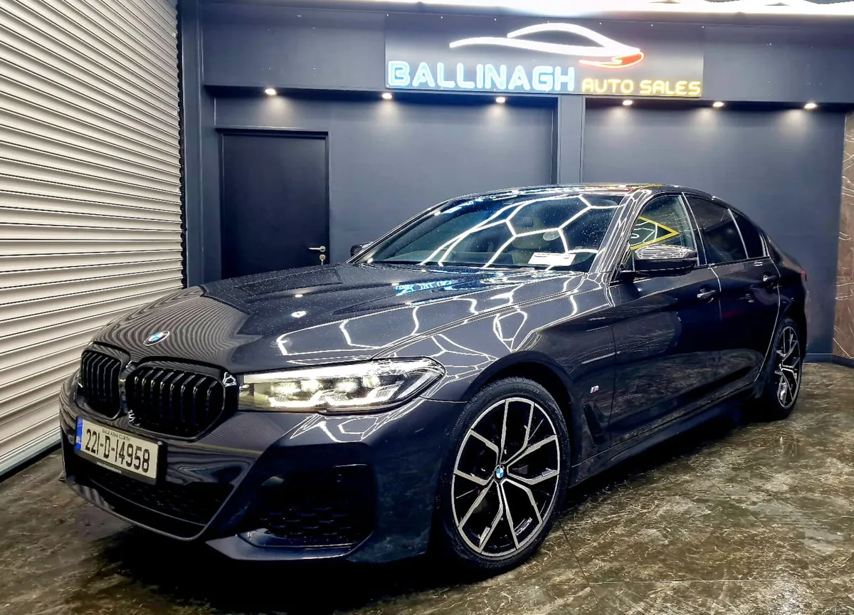 BMW 520D M-Sport 2022 SUNROOF - Image 3