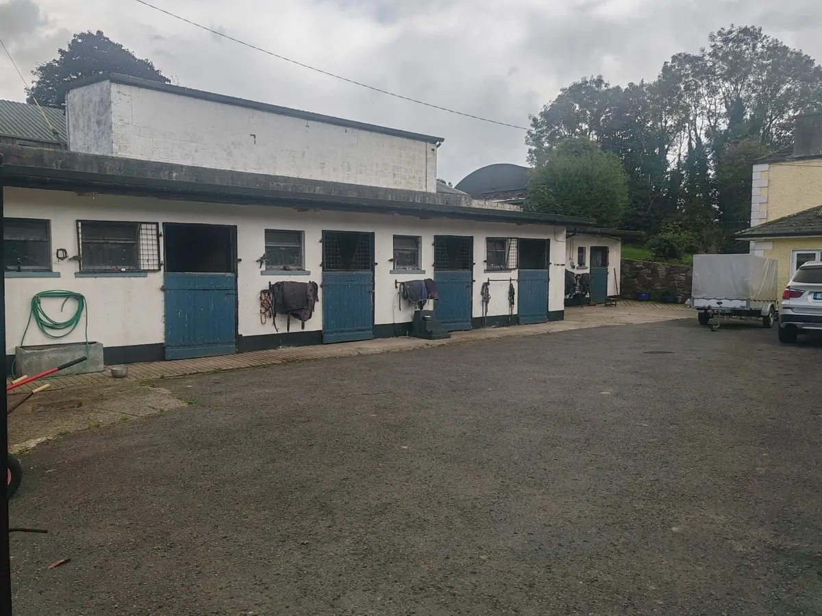 Livery Yard-DIY Stables - Image 1
