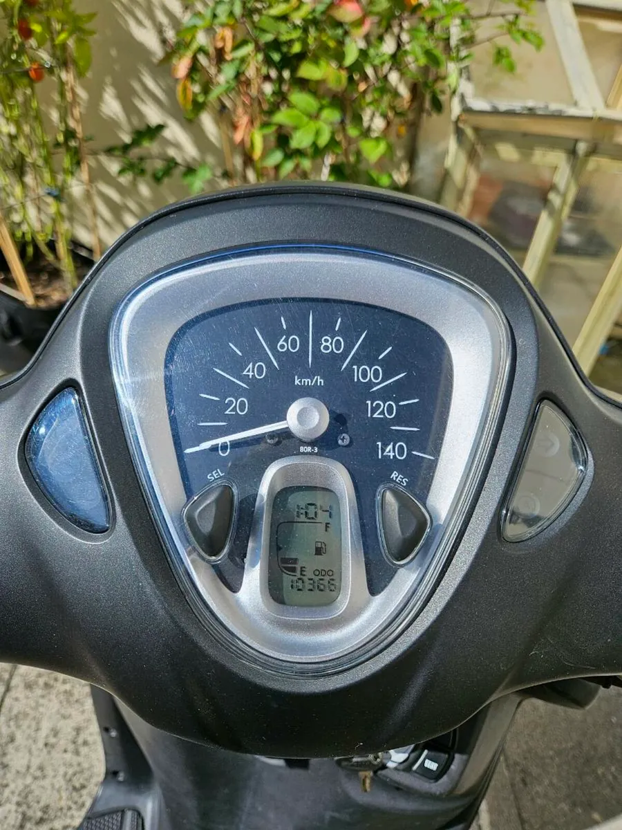 Yamaha D'elight 125 - Image 4