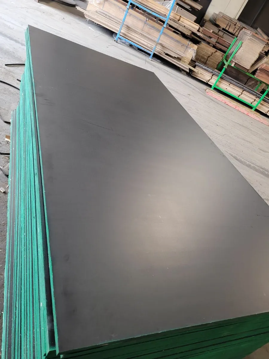 18mm Phenolic Film Face Plywood 120g
