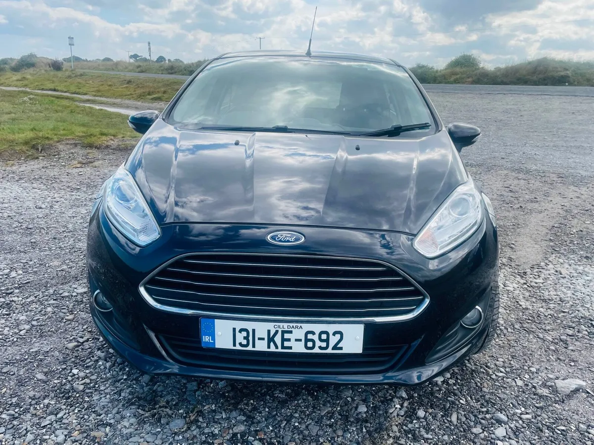Ford Fiesta 2013 - Image 2