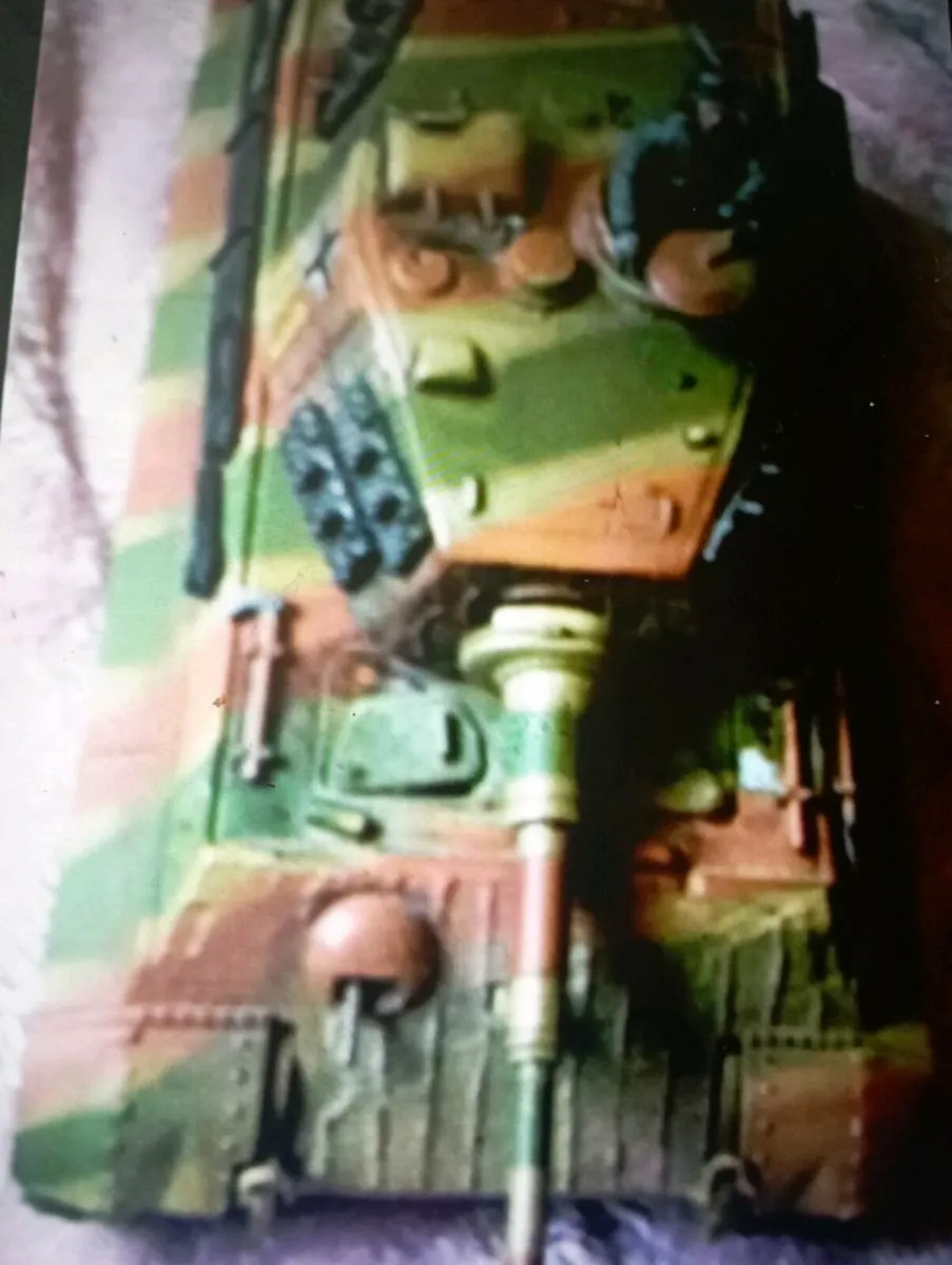 GEMMAN MILTARY KING NORMANOY1944  MODLE TANK. - Image 1