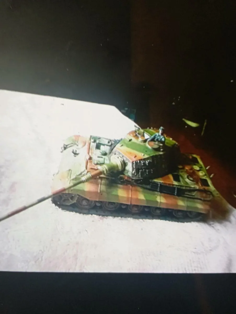 GEMMAN MILTARY KING NORMANOY1944  MODLE TANK. - Image 3