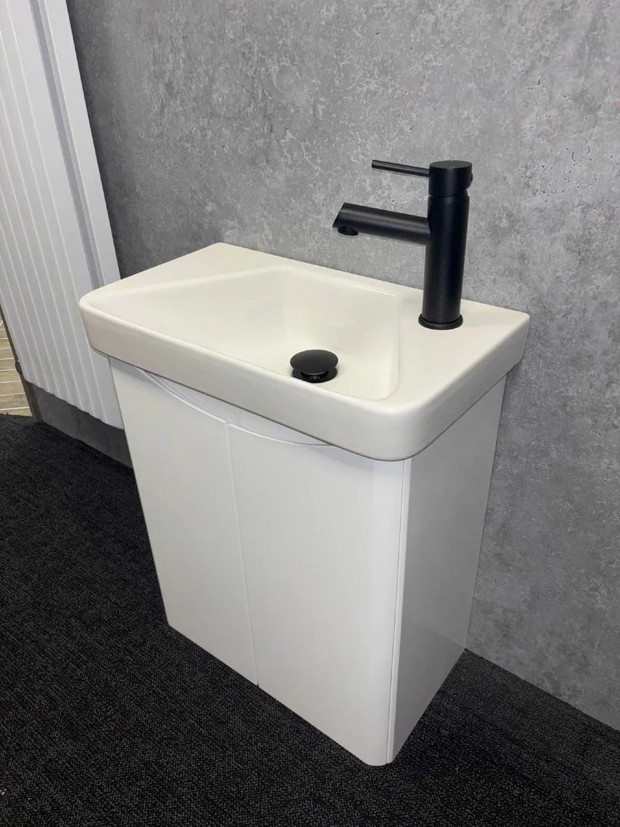 Ex-Display Designer Cloakroom/En Suite Vanity Deal - Image 1