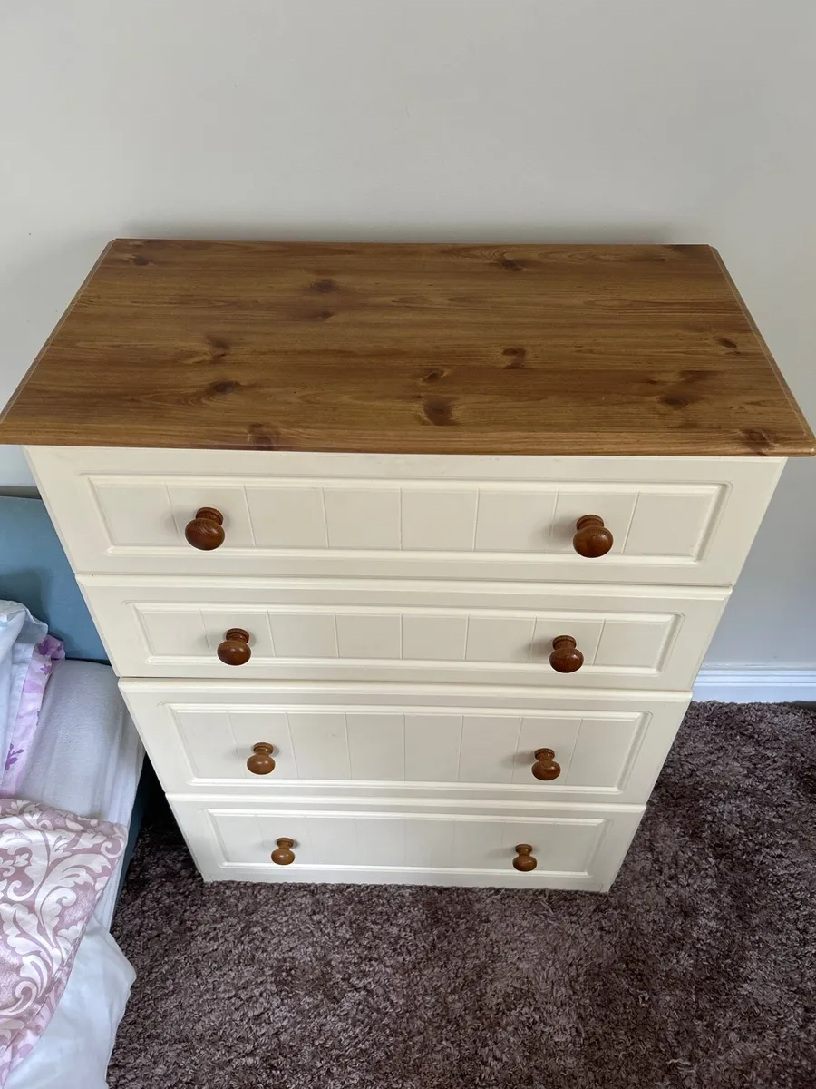 Chest of drawers - Image 2