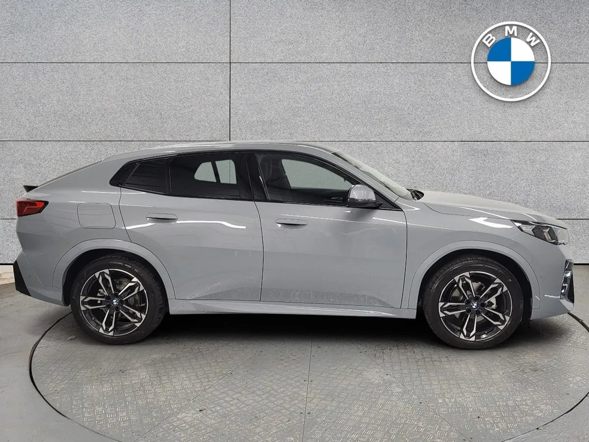 BMW iX2 Edrive20 M Sport - Image 4