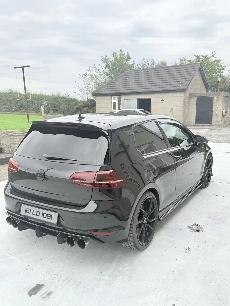 2016 Golf R high spec - Image 4