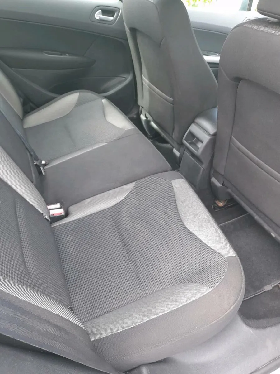 Peugeot 308 2012 - Image 4