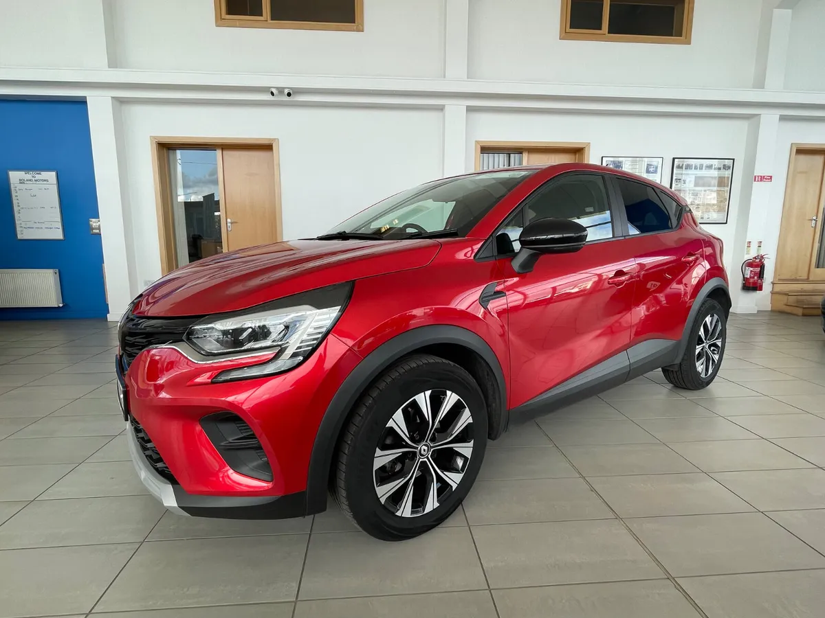 Renault Captur Evolution 1.0 Petrol - Image 1
