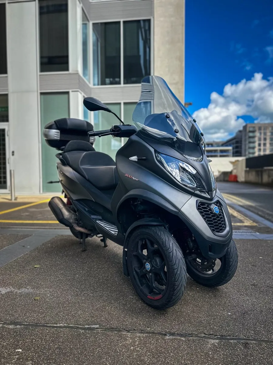 2018 Piaggio MP3 500 LT Sport ABS – Low km - Image 1