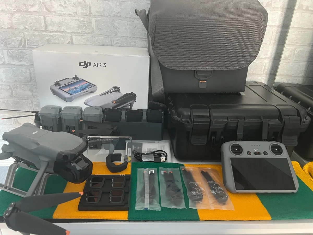 Dji air 3 as. New last photo 1150 - Image 1