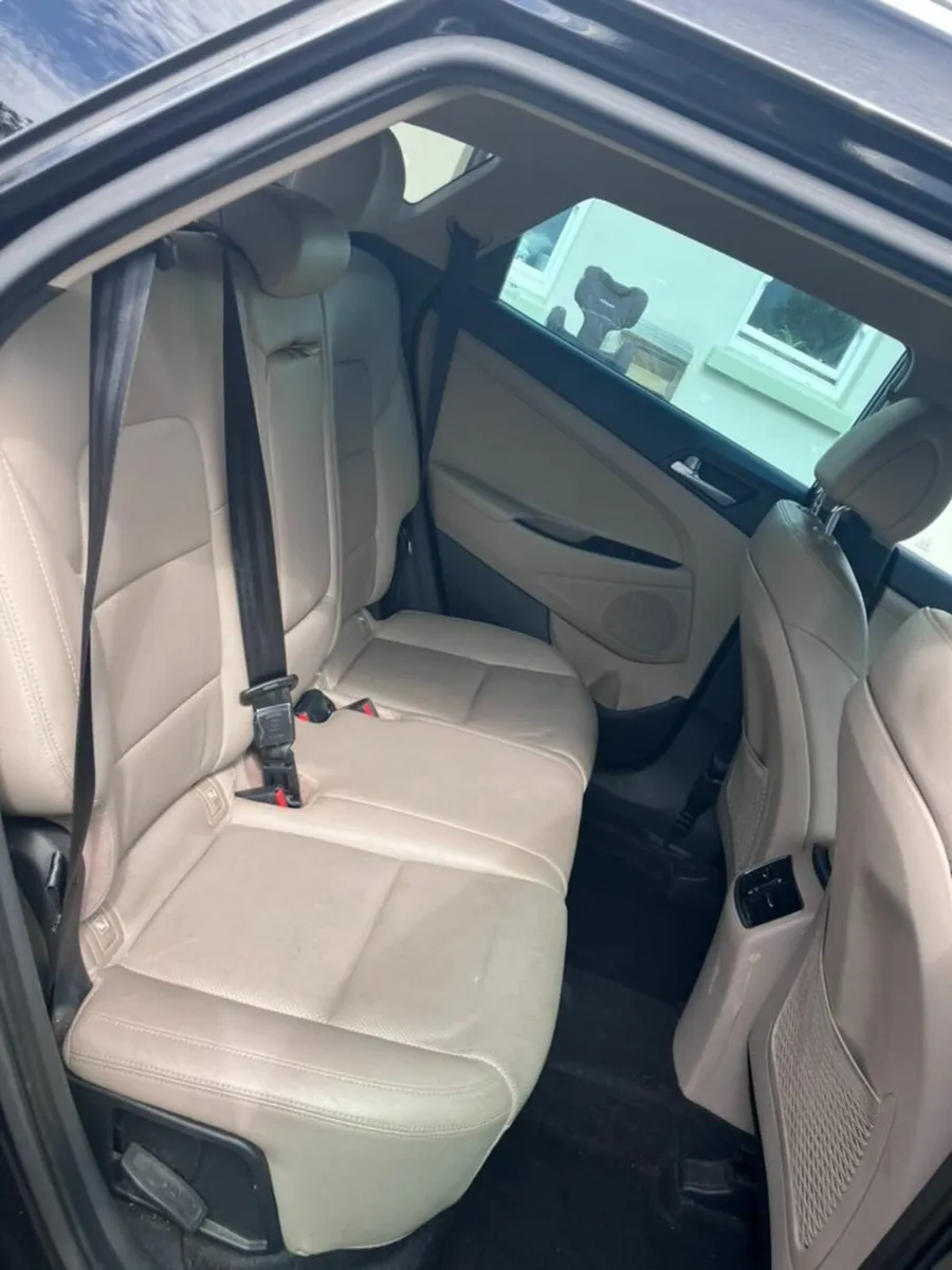 HYUNDAI TUCSON 1.7 EXECUTIVE New NCT - Image 3