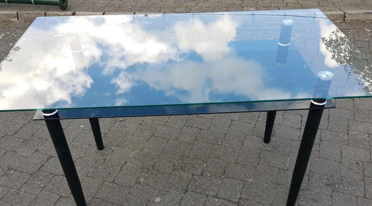 Glass tables brand new in the Box - Image 2