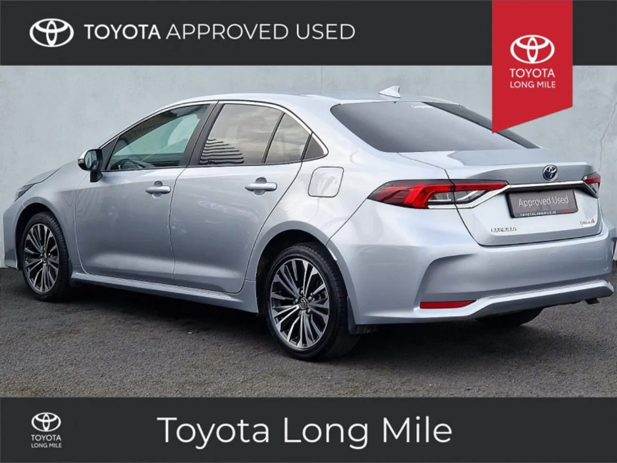Toyota Corolla 1.8 Luna Sport 4dr - Image 4