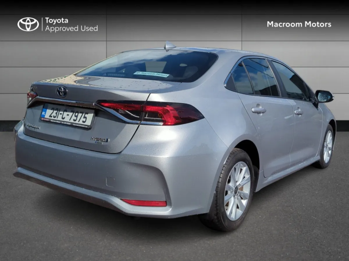 Toyota Corolla LUNA SALOON 4DR AUTO - Image 2