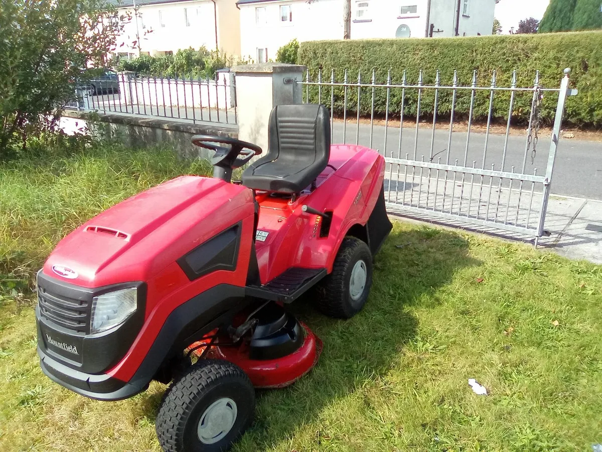 Ride on lawnmower - Image 2