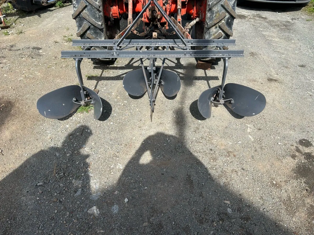 Ferguson drill plough - Image 3