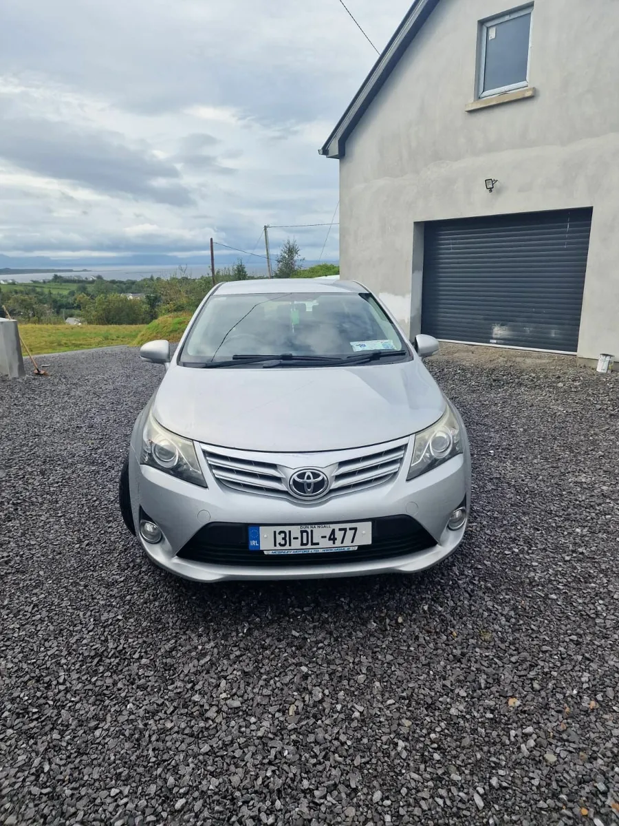Toyota Avensis 2013 - Image 1
