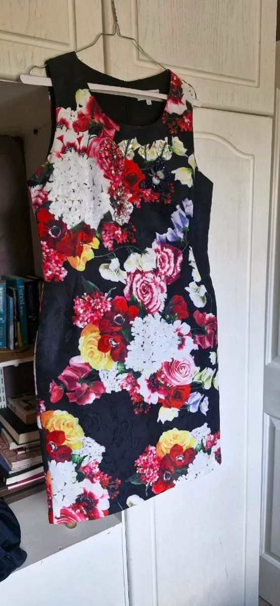 ladies dresses - Image 1