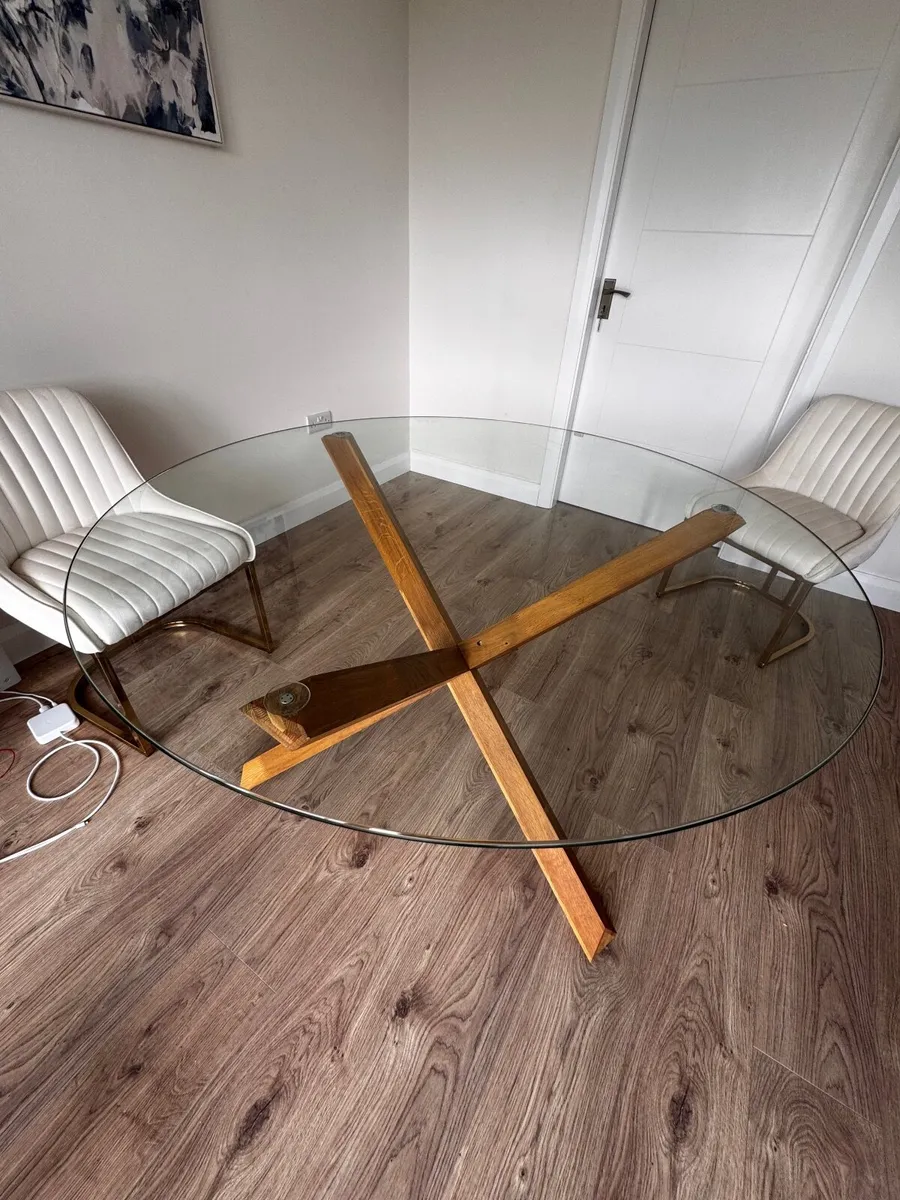 Dining table - Image 2