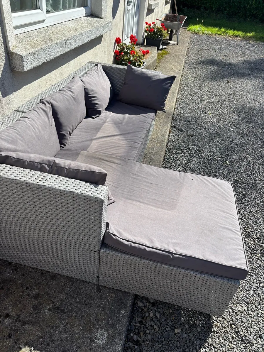 Garden rattan couch
